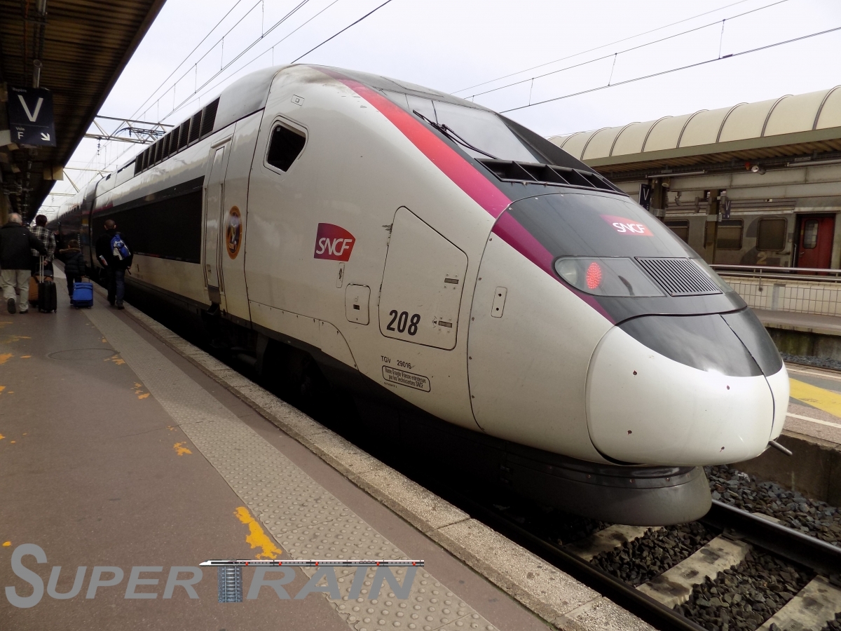 208 (TGV DUPLEX)