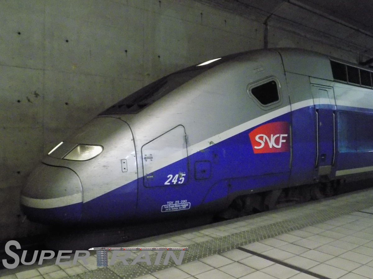 245 (TGV Duplex)