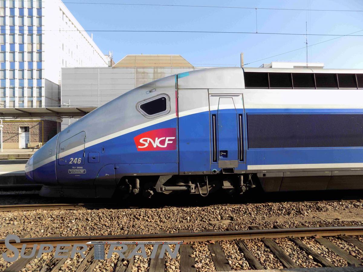 246 (TGV DUPLEX)