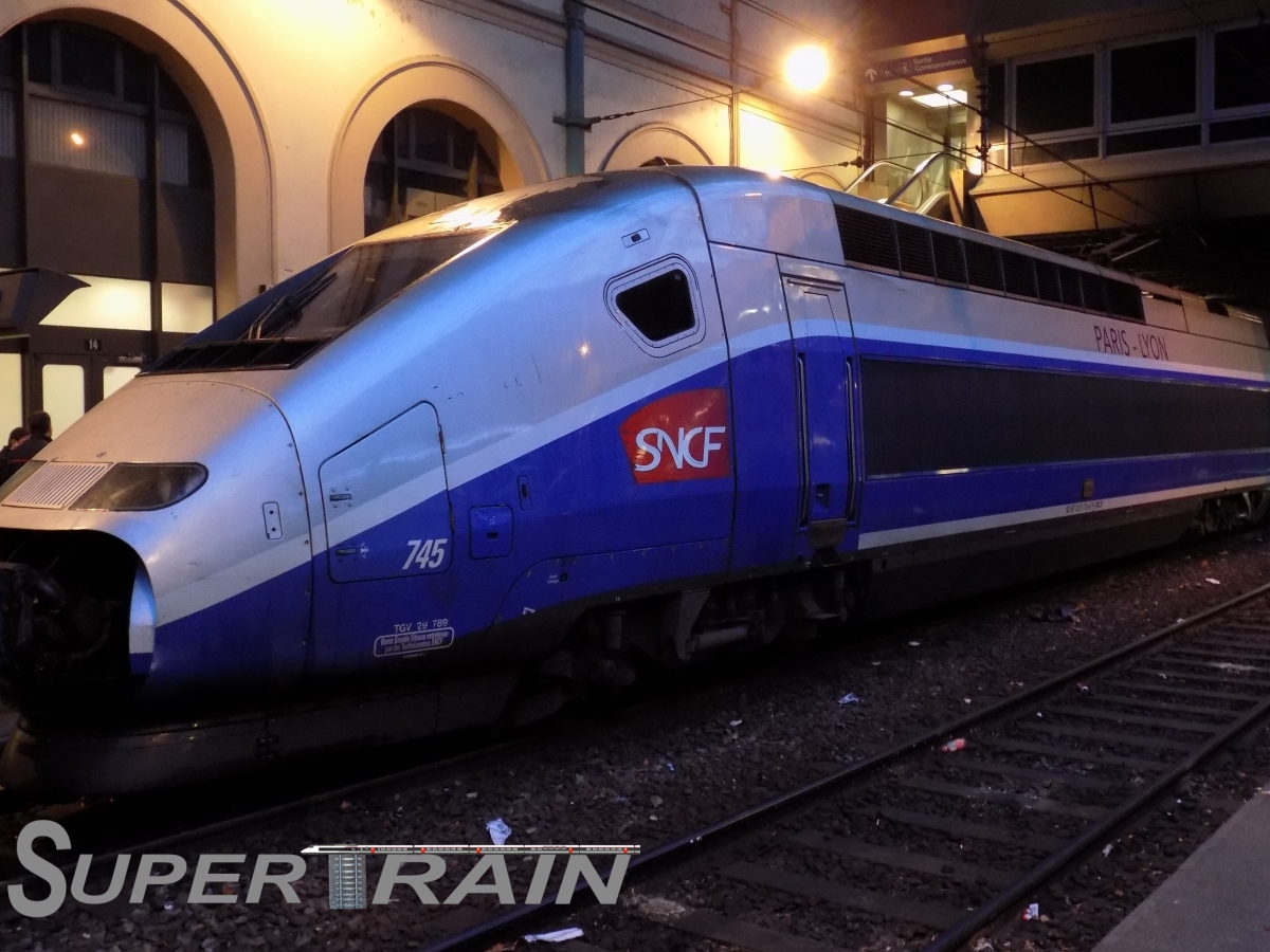 745 (TGV DUPLEX DASYE)
