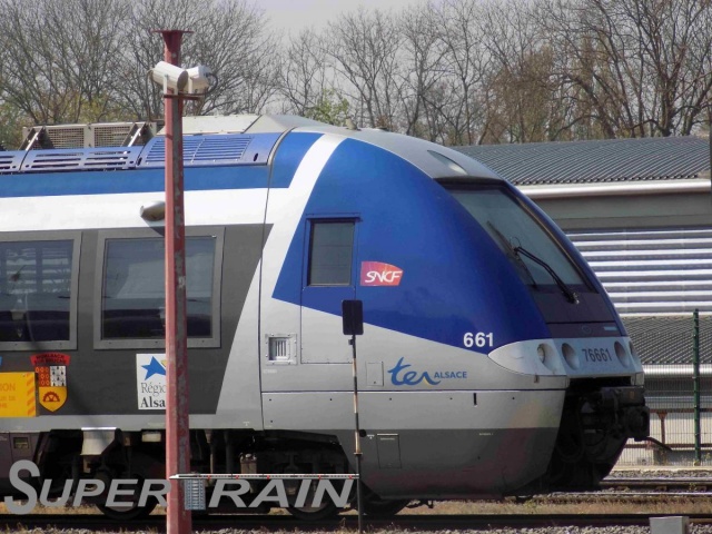 76661_(X76500).JPG