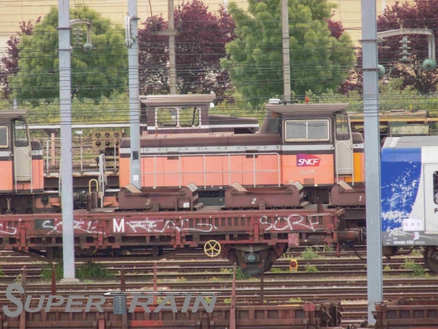 8425_(Y8400).JPG